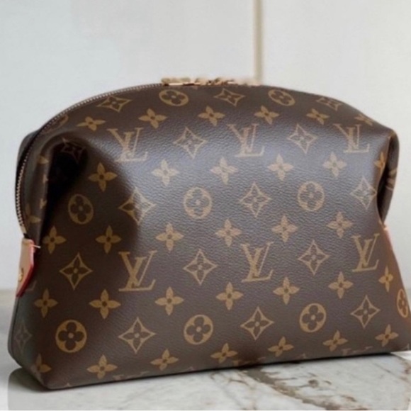 Louis Vuitton Handbags - Louis Vuitton Cosmetic Bag